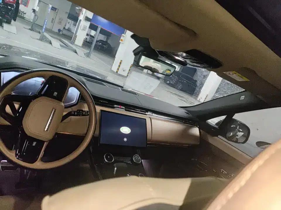 2023 Range Rover Sport 400PS Dynamic SE — миниатюра 3