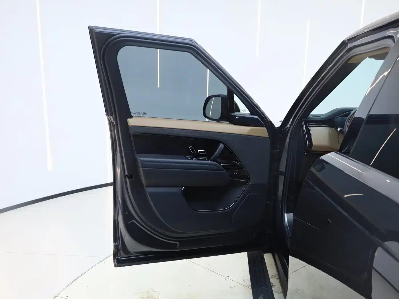 2023 Range Rover Sport 400PS Dynamic SE — миниатюра 12