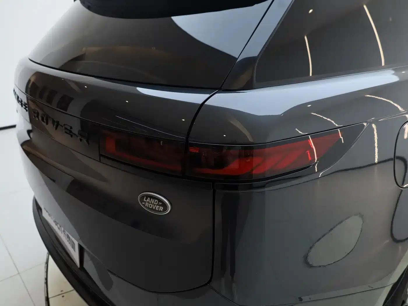 2023 Range Rover Sport 400PS Dynamic SE — миниатюра 17