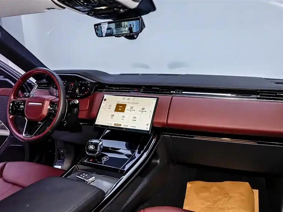 Range Rover Sport 2024 400PS Dynamic SE — миниатюра 26