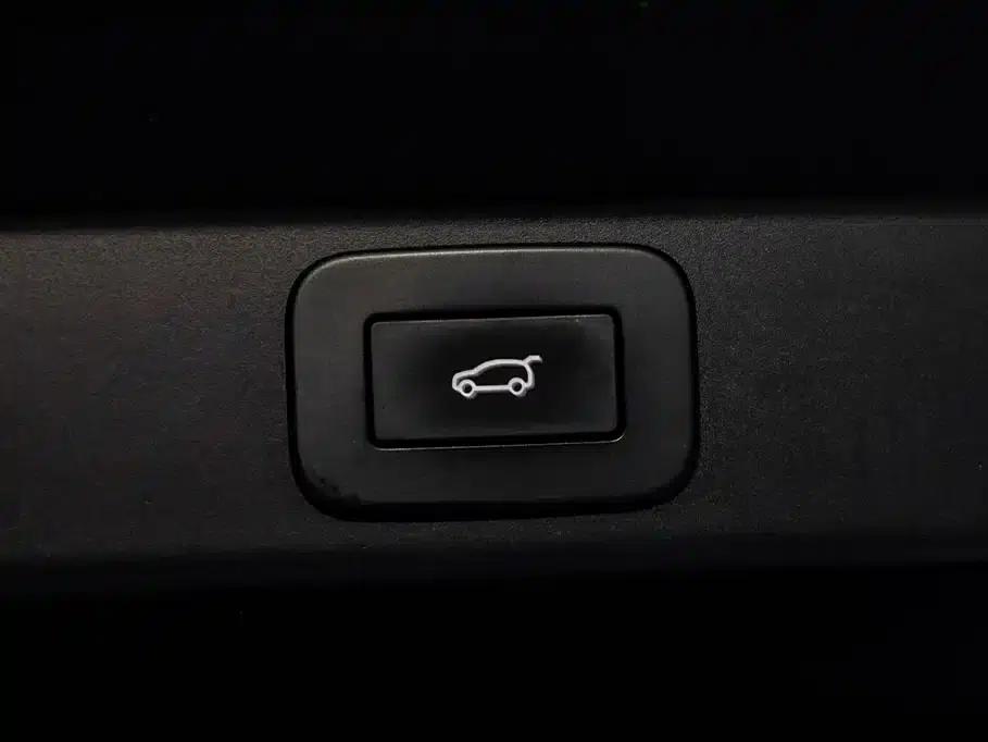 Range Rover Sport 2024 400PS Dynamic SE — миниатюра 7