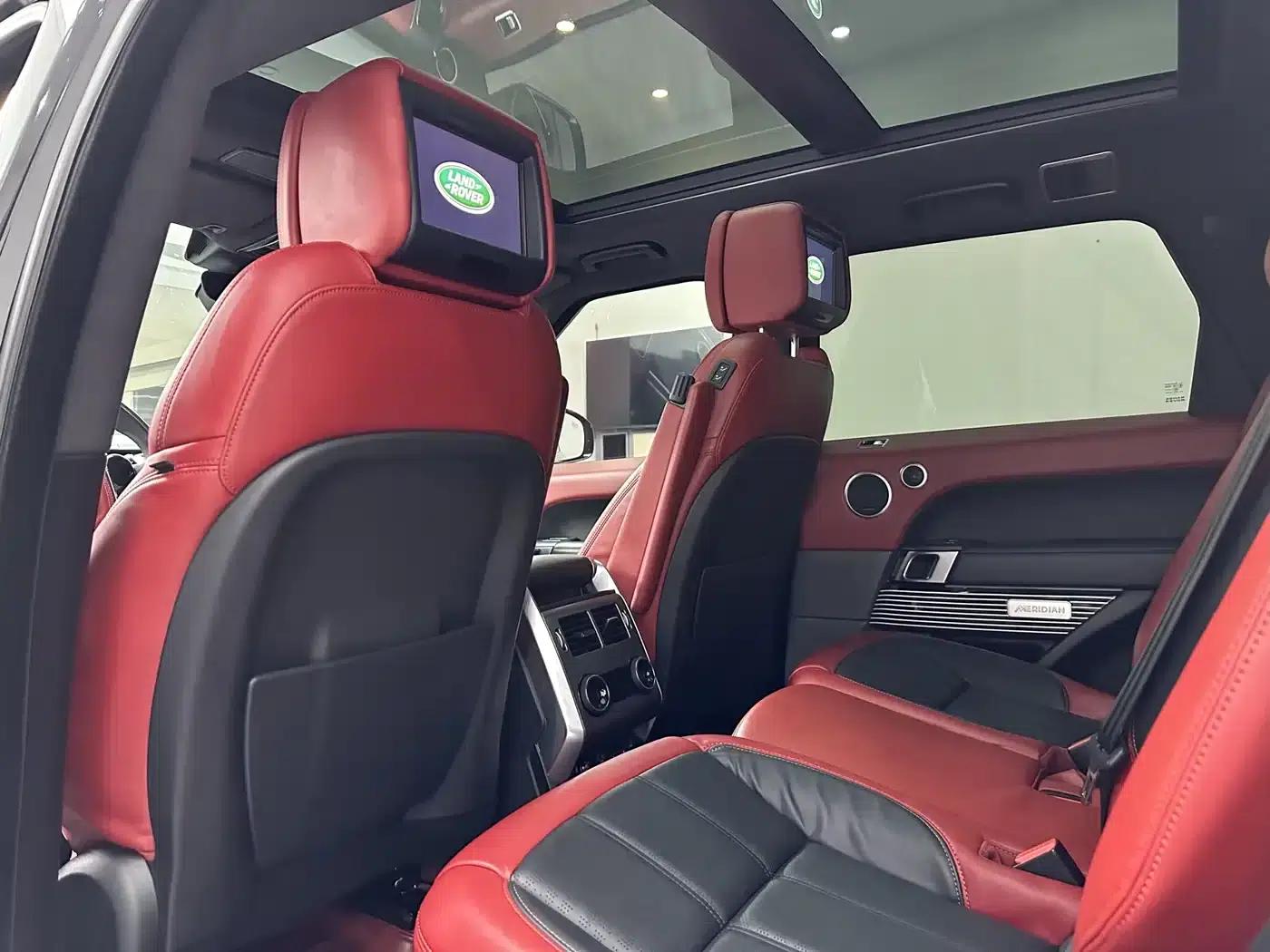 Range Rover Sport 2022 3.0 L6 Black Edition — миниатюра 15