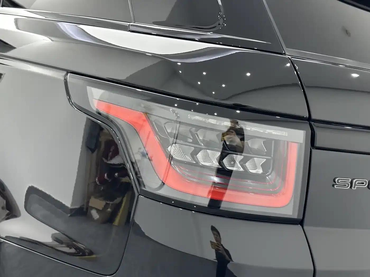 Range Rover Sport 2022 3.0 L6 Black Edition — миниатюра 24