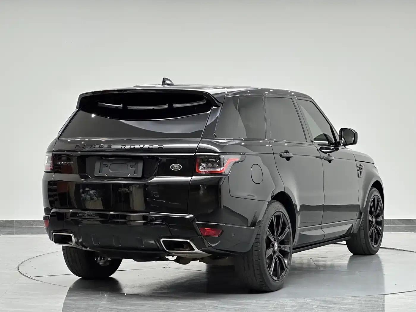 Range Rover Sport 2022 3.0 L6 Black Edition — миниатюра 8