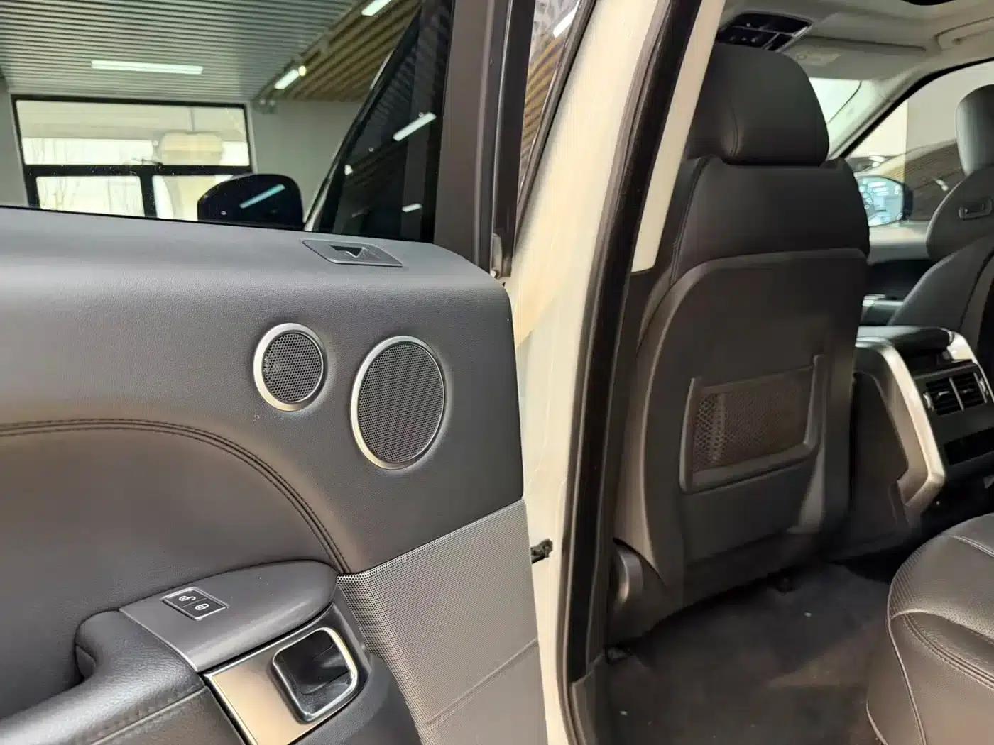 Range Rover Sport 2016 3.0 SC V6 SE — миниатюра 15