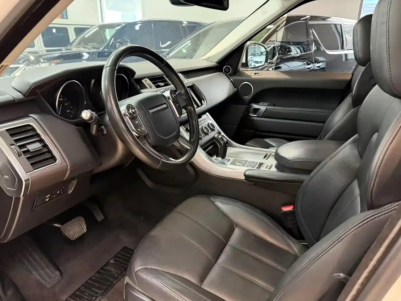 Range Rover Sport 2016 3.0 SC V6 SE — миниатюра 6