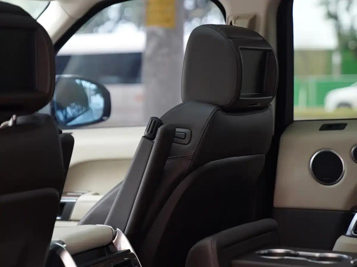 Range Rover Sport 2015 3.0 SDV6 HSE — миниатюра 11