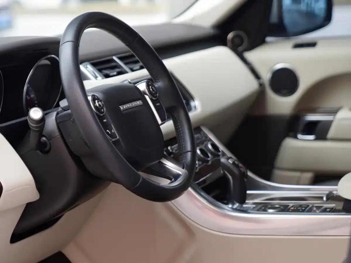 Range Rover Sport 2015 3.0 SDV6 HSE — миниатюра 4