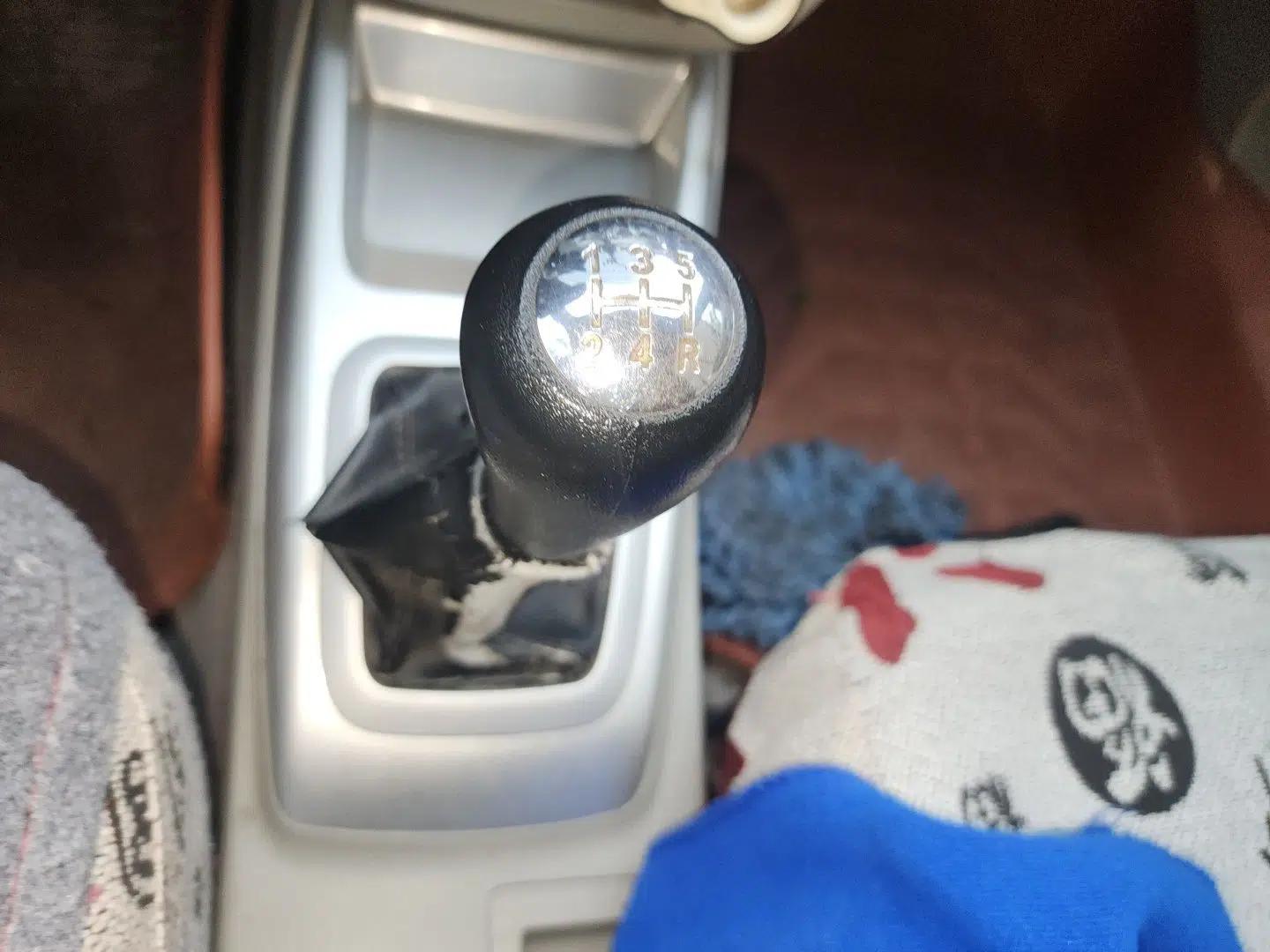 CHANGAN Alsvin V3 2015 1.4L Manual Warm-Hearted Model China V Standard — миниатюра 14