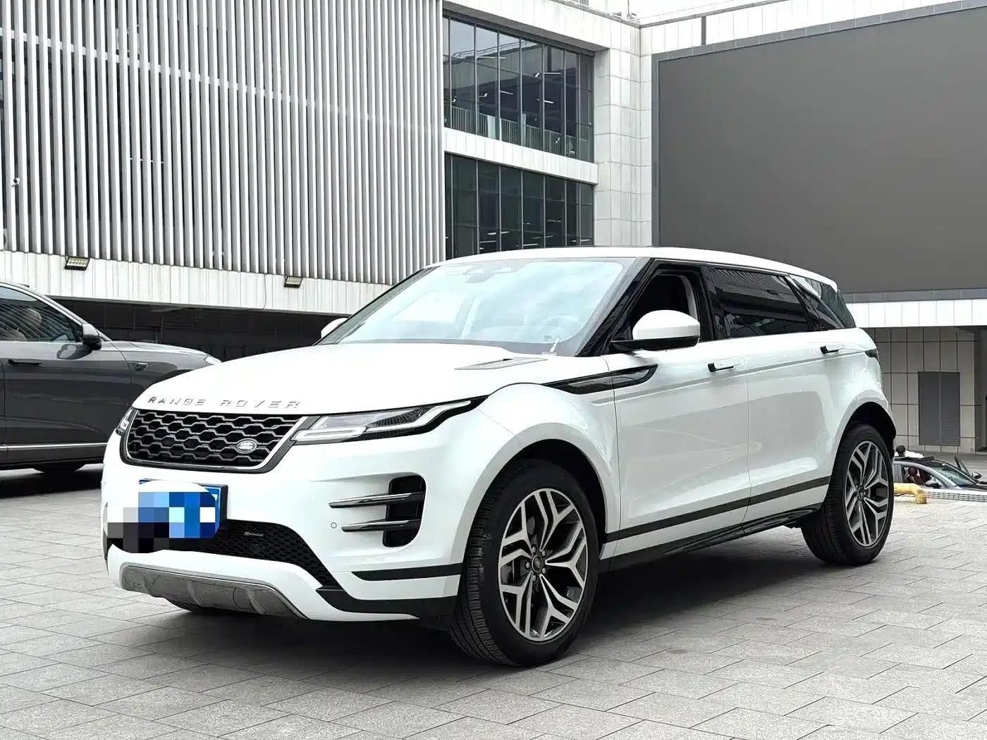 Range Rover Evoque 2023 Model, Evoque L 249PS Luxury Edition — миниатюра 1