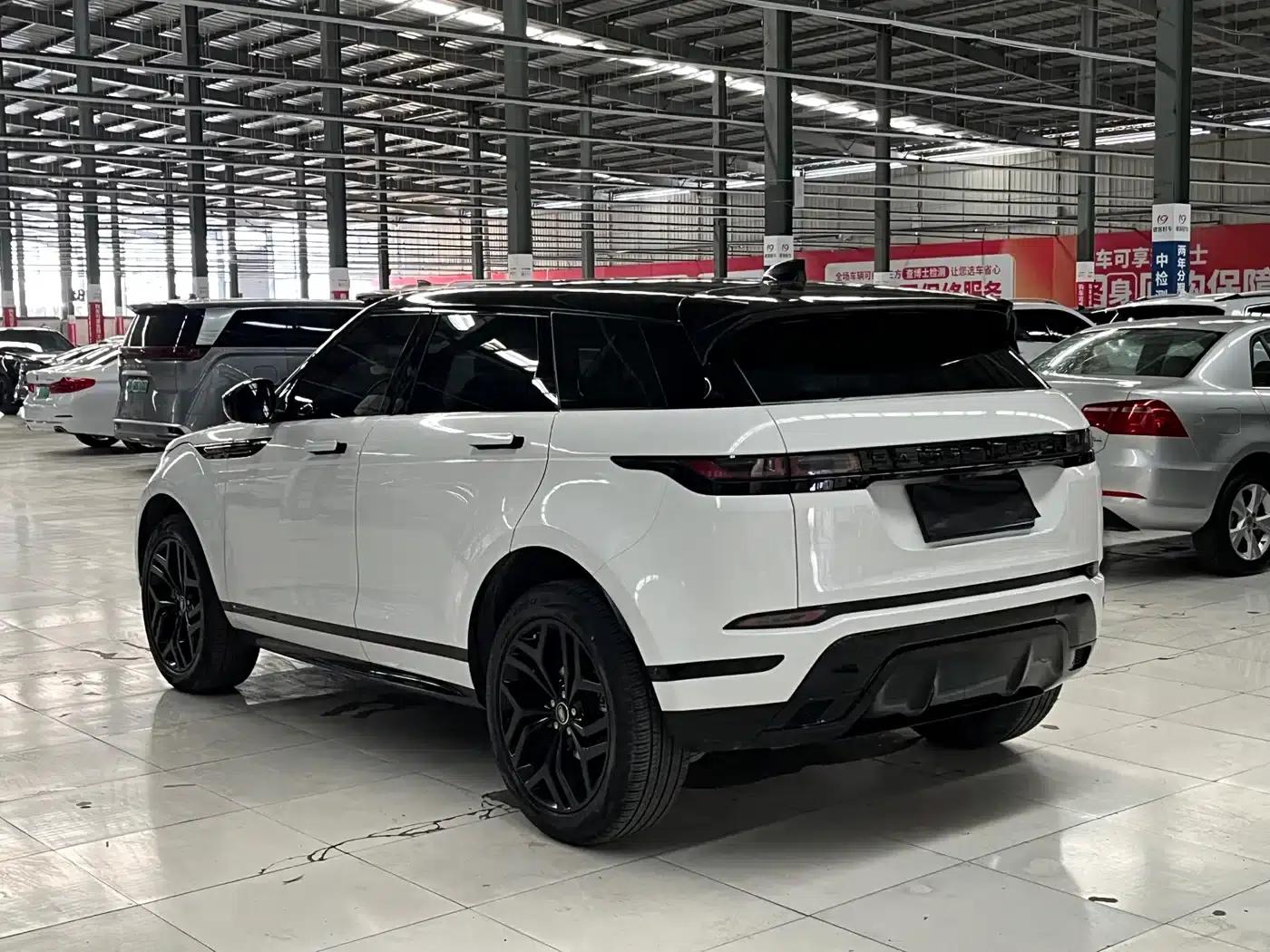 Range Rover Evoque 2020 249PS R-DYNAMIC S Obsidian Black Sport Edition — миниатюра 14
