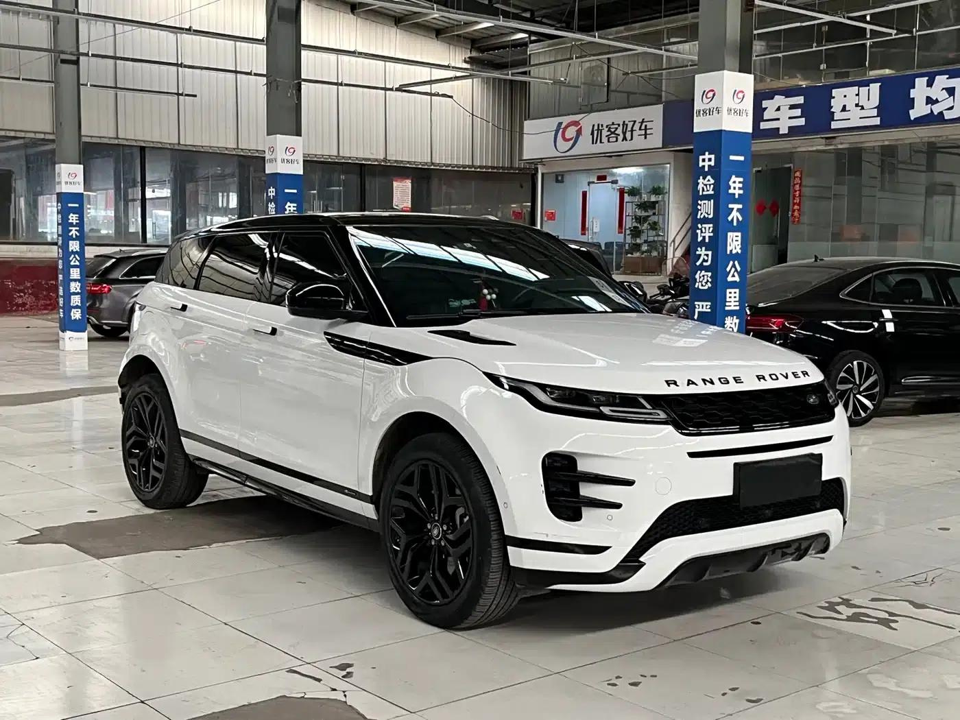 Range Rover Evoque 2020 249PS R-DYNAMIC S Obsidian Black Sport Edition — миниатюра 3