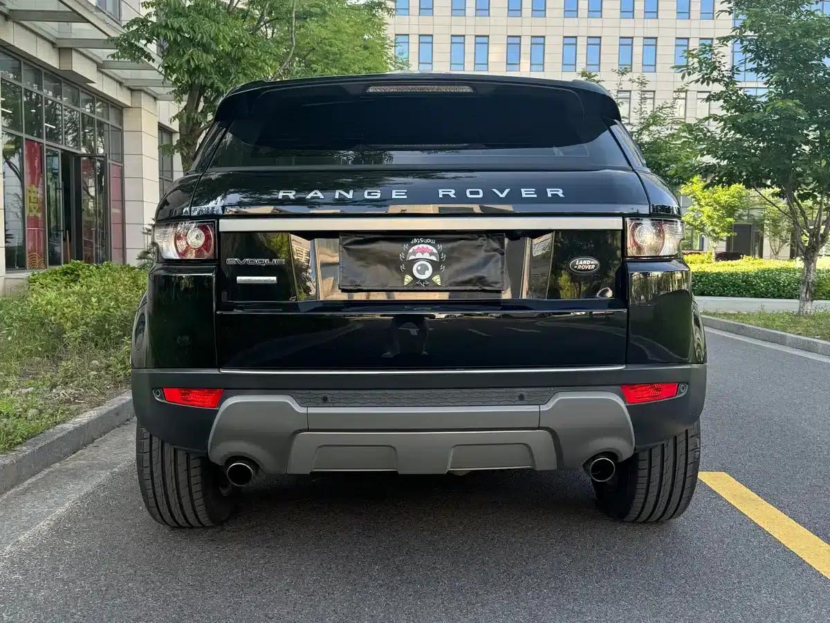 Range Rover Evoque 2015 2.0T 5-Door Smart Edition — миниатюра 14