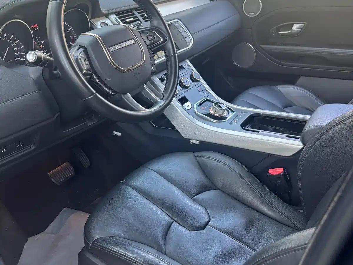 Range Rover Evoque 2015 2.0T 5-Door Smart Edition — миниатюра 4