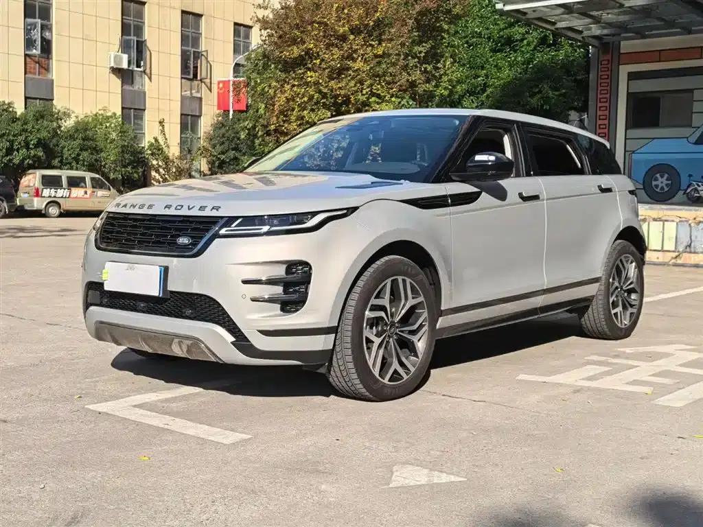 2024 Range Rover Evoque L SE Luxury Edition — миниатюра 1
