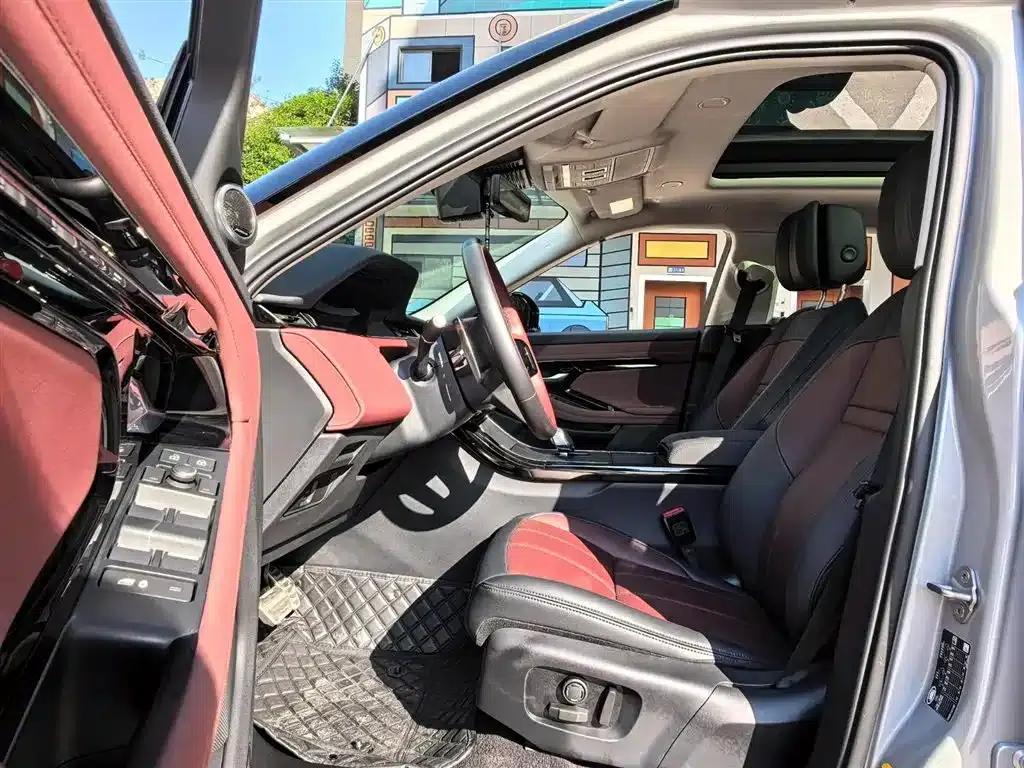2024 Range Rover Evoque L SE Luxury Edition — миниатюра 5