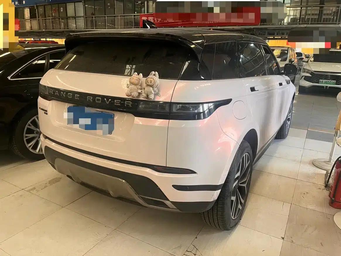 Range Rover Evoque 2021 Model: Evoque L 249PS R-Dynamic First Edition — миниатюра 10