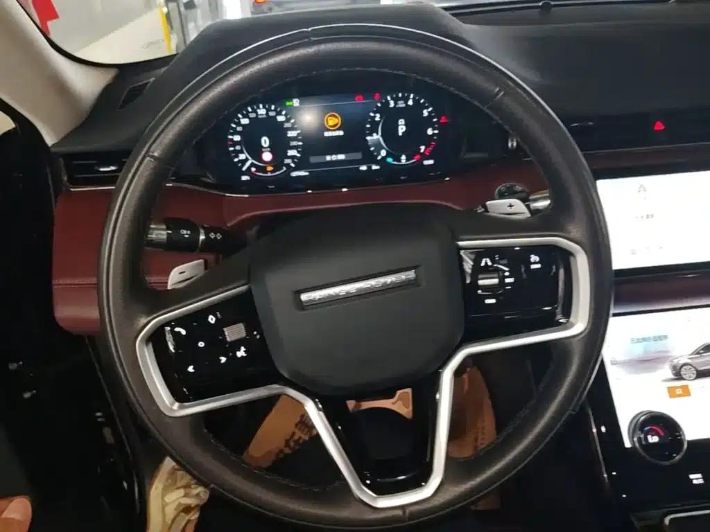 Range Rover Evoque 2021 Model: Evoque L 249PS R-Dynamic First Edition — миниатюра 11