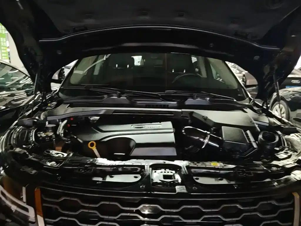 Range Rover Evoque 2021 Model: Evoque L 249PS R-Dynamic First Edition — миниатюра 20