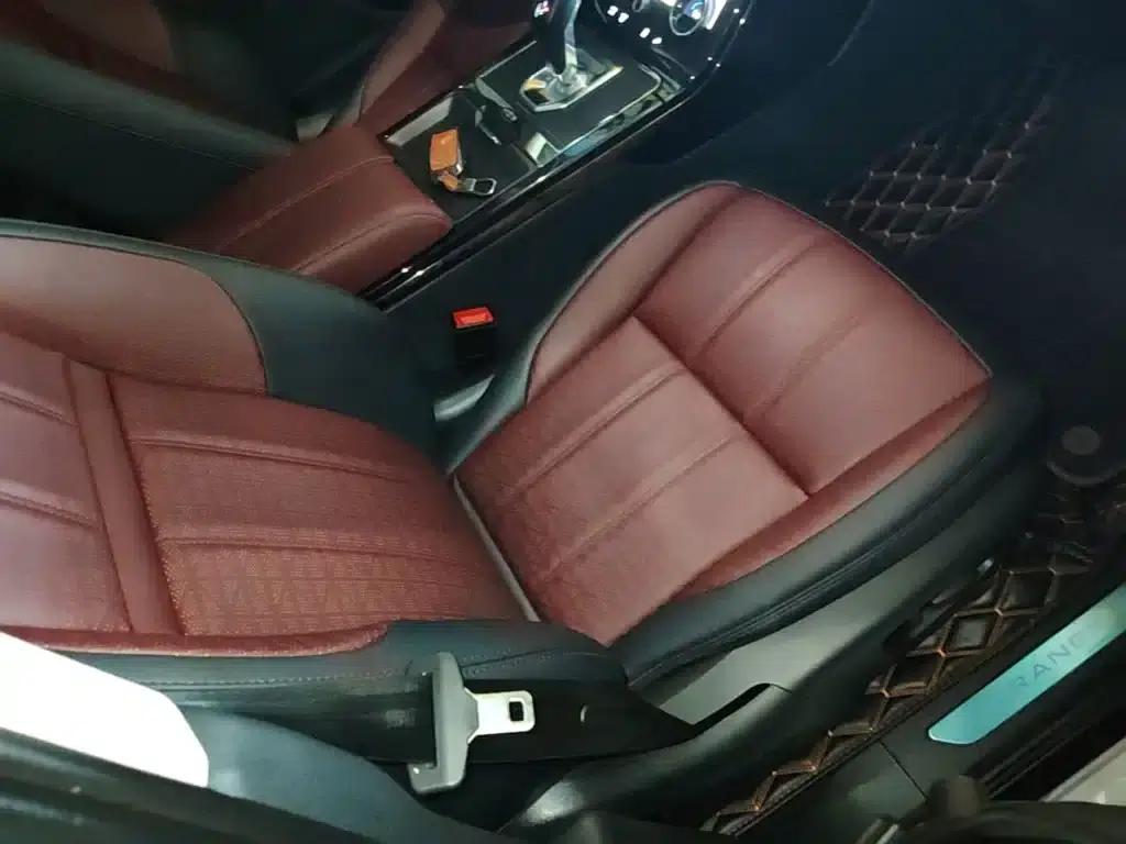 Range Rover Evoque 2021 Model: Evoque L 249PS R-Dynamic First Edition — миниатюра 25