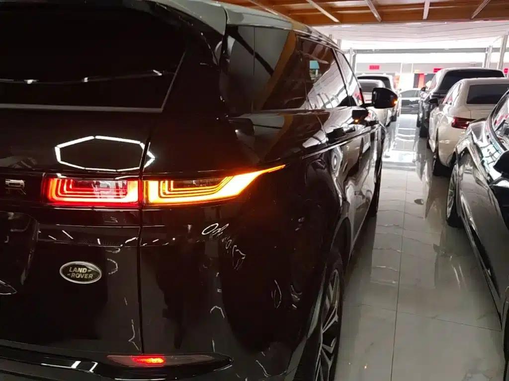 Range Rover Evoque 2021 Model: Evoque L 249PS R-Dynamic First Edition — миниатюра 8