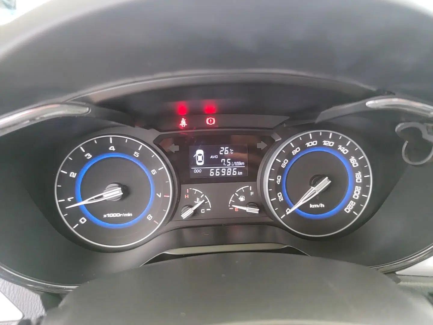 CHANGAN Alsvin V7 2015 1.6L Manual Enjoyment Model China V Standard — миниатюра 19