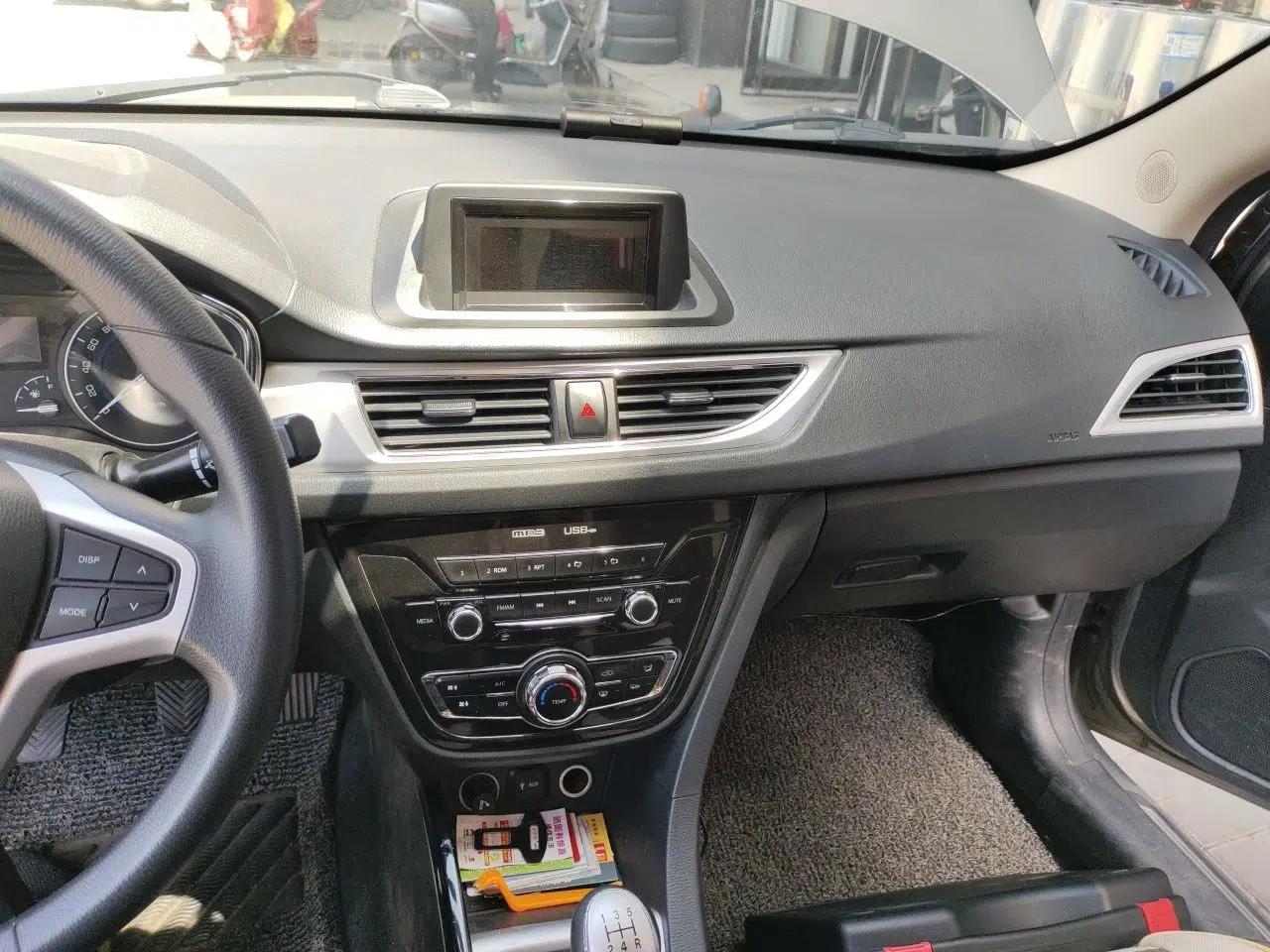 CHANGAN Alsvin V7 2015 1.6L Manual LeShang Edition China IV — миниатюра 13
