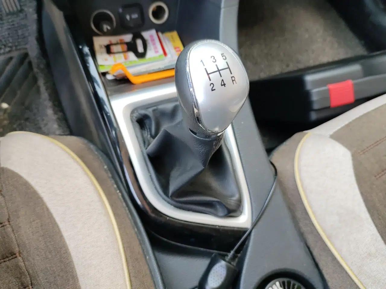 CHANGAN Alsvin V7 2015 1.6L Manual LeShang Edition China IV — миниатюра 14