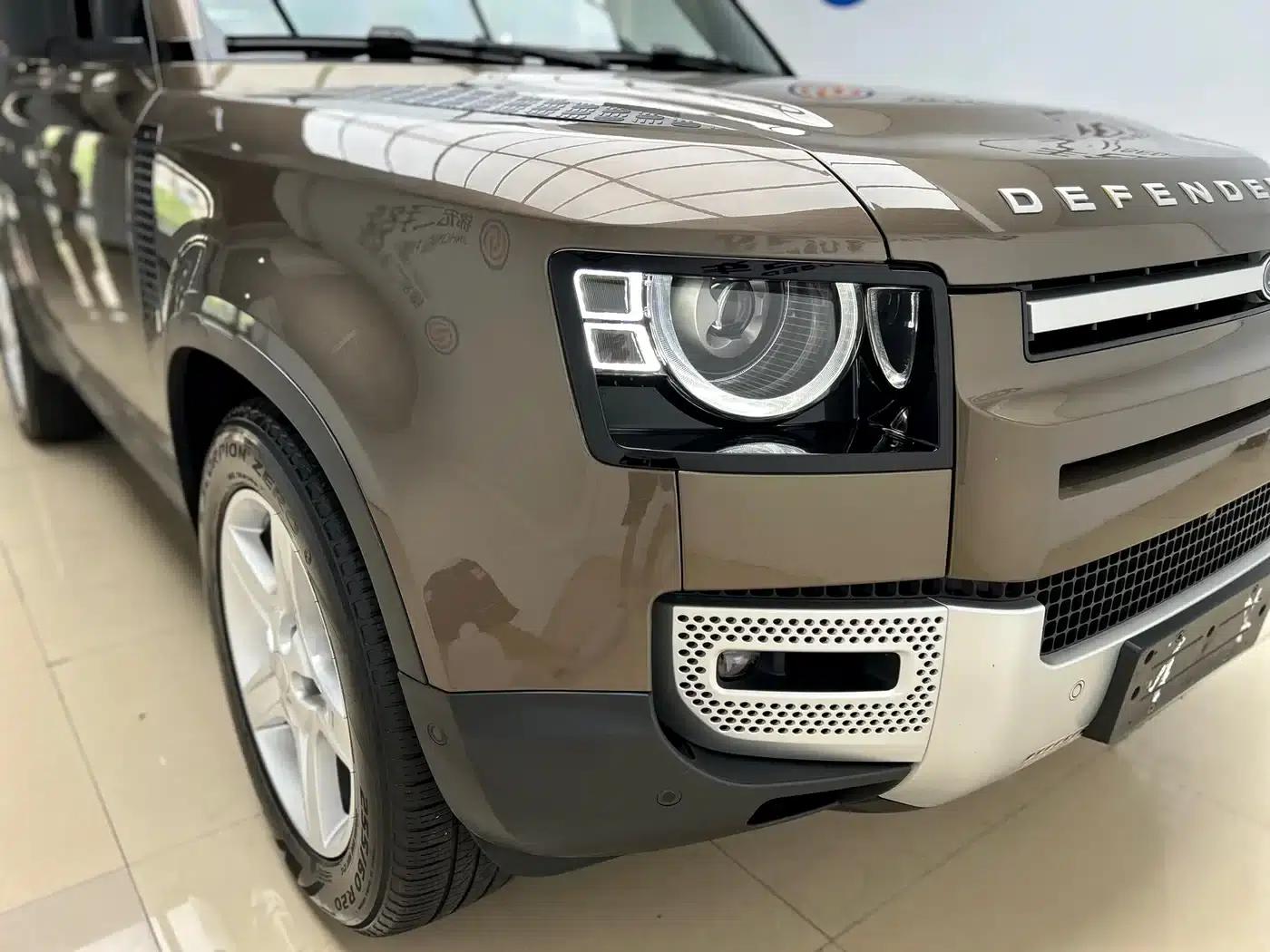 2020 Land Rover Defender 110 P400 HSE — миниатюра 20
