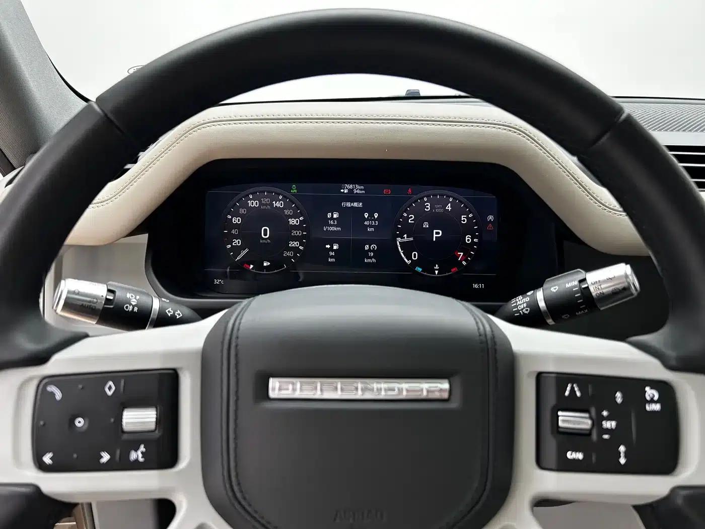 2020 Land Rover Defender 110 P400 HSE — миниатюра 9