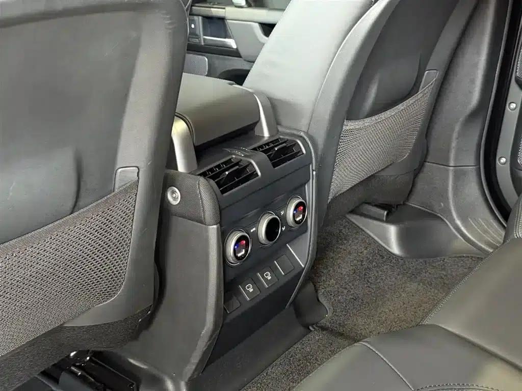 2024 Land Rover Defender 110 5.0T V8 — миниатюра 13
