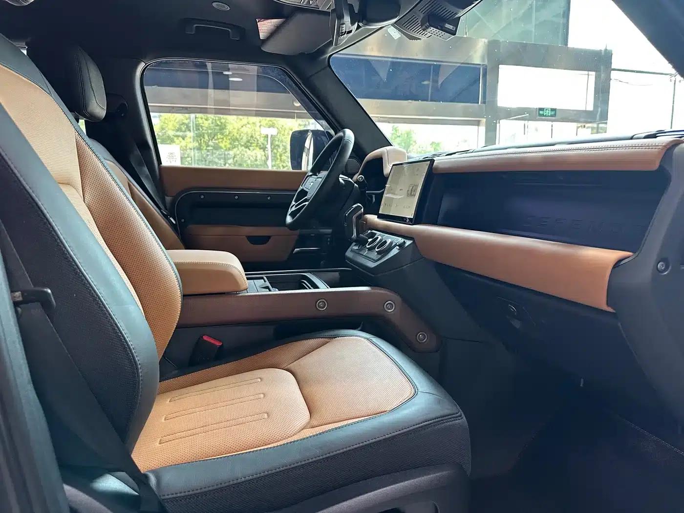2023 Land Rover Defender Facelift 110 3.0T P400 X — миниатюра 18