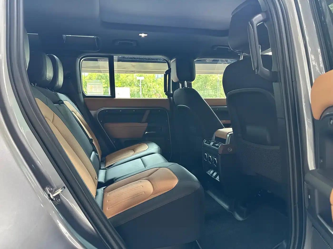 2023 Land Rover Defender Facelift 110 3.0T P400 X — миниатюра 10