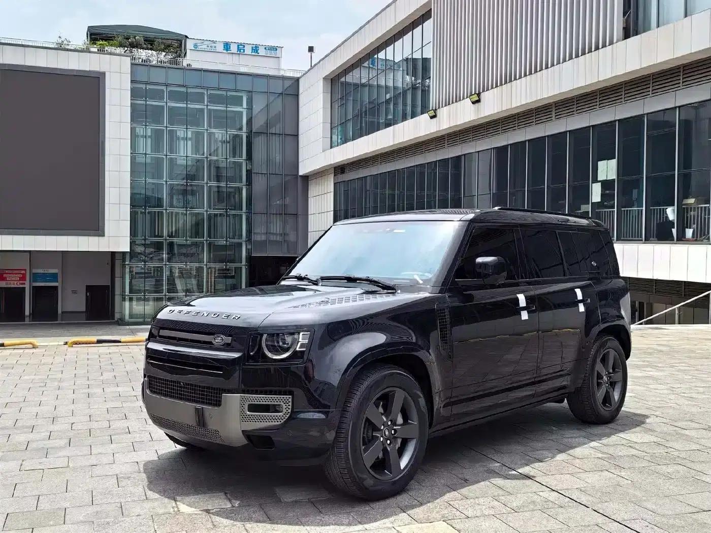 2024 Land Rover Defender 110 3.0T P400 X-DYNAMIC HSE — миниатюра 1