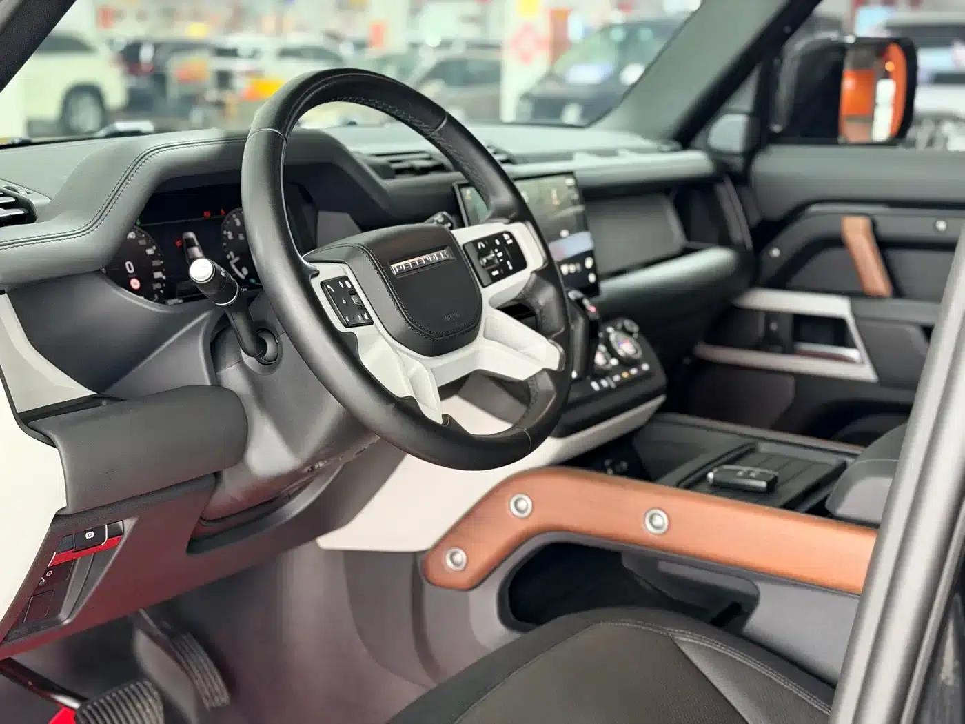 2024 Land Rover Defender 110 3.0T P400 X-DYNAMIC HSE — миниатюра 7