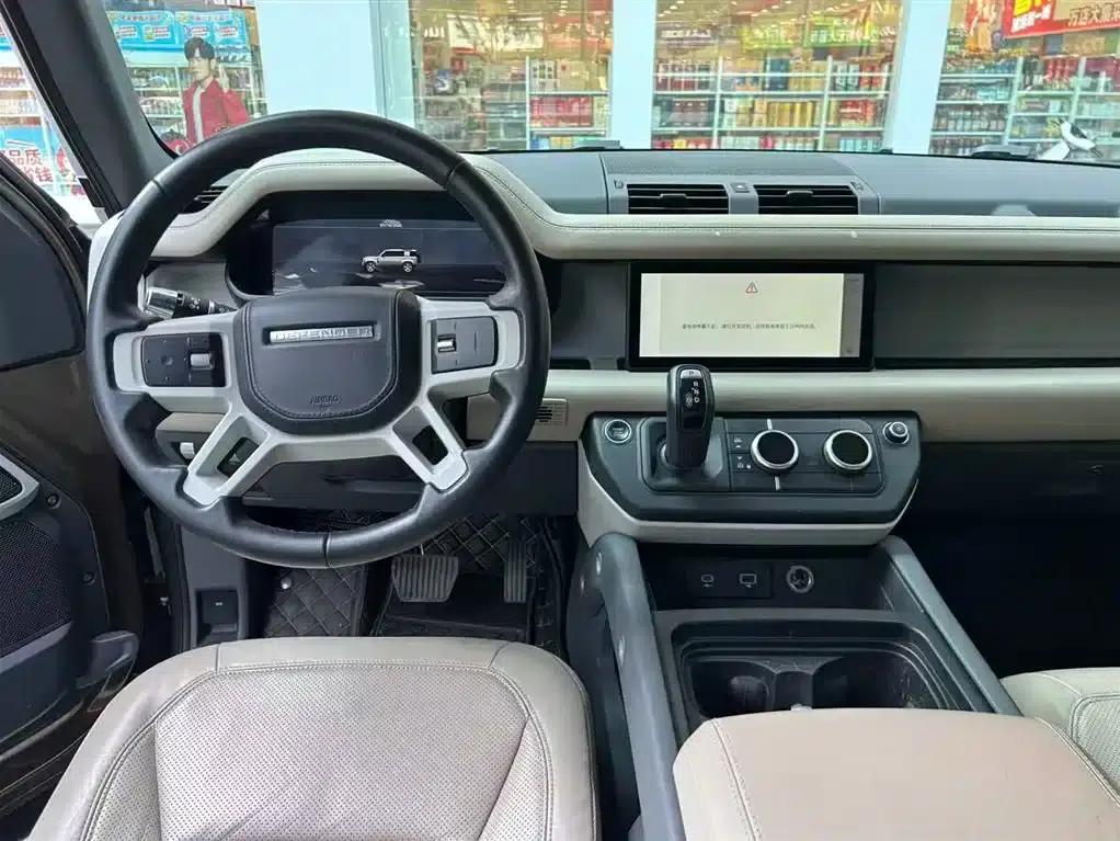 2020 Land Rover Defender 110 P400 HSE — миниатюра 3