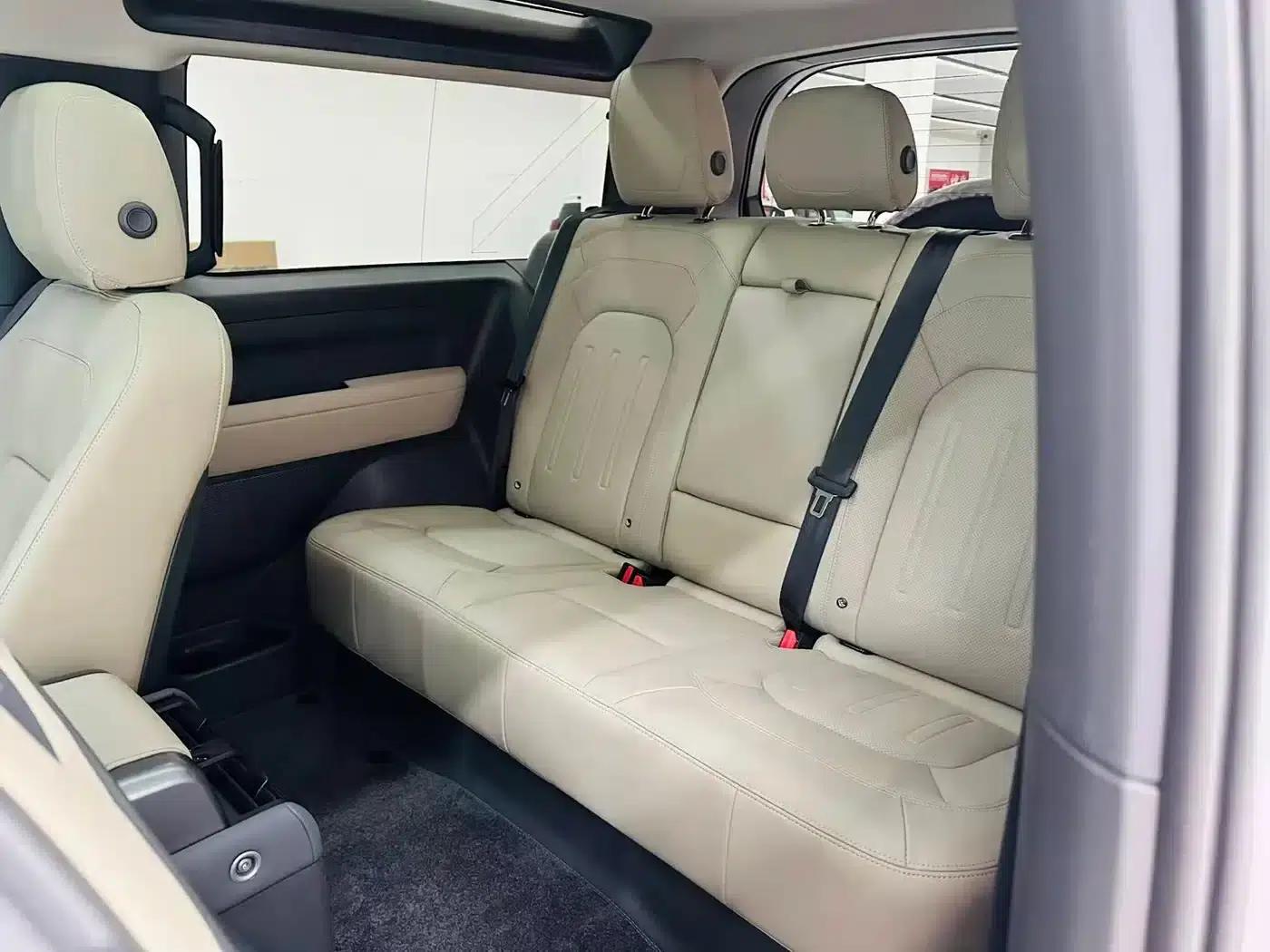 2022 Land Rover Defender 90 3.0T P400 XS — миниатюра 11