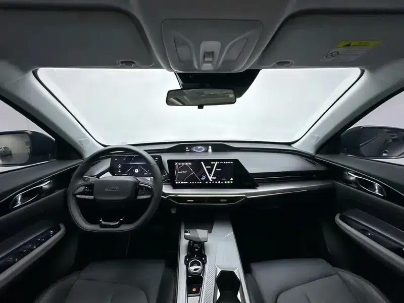 Changan Oushang Z6 2023 Blue Whale 1.5T DCT Smart City Edition — миниатюра 14
