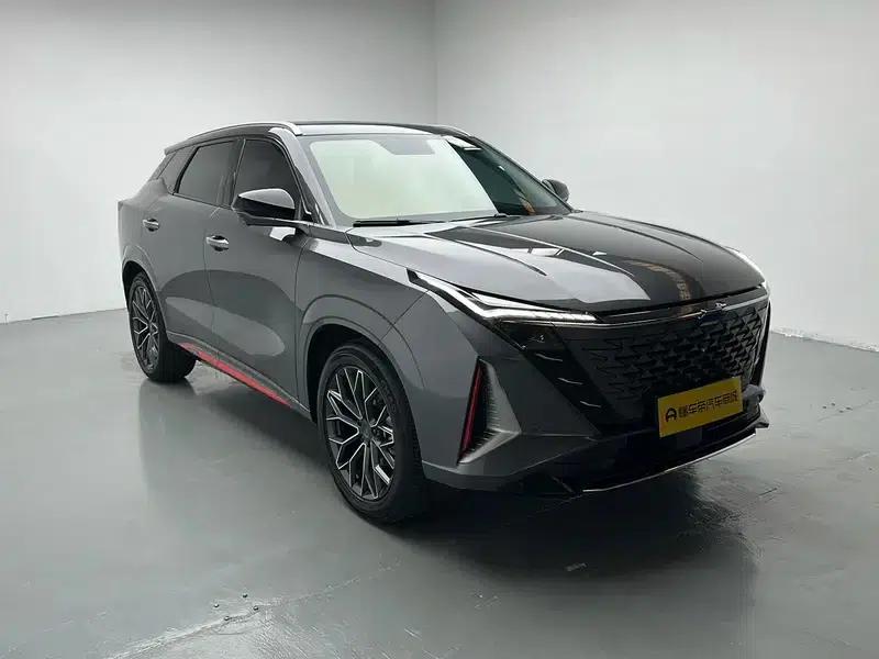 Changan Oushang Z6 2023 Blue Whale 1.5T DCT Smart City Edition — миниатюра 3