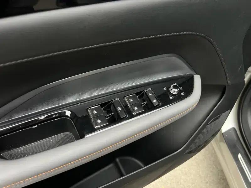 Changan Oushang Z6 2022 Blue Whale 1.5T DCT Smart Edition — миниатюра 29