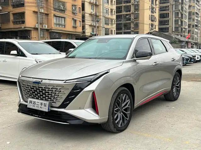 Changan Oushang Z6 2022 Blue Whale 1.5T DCT Smart Edition