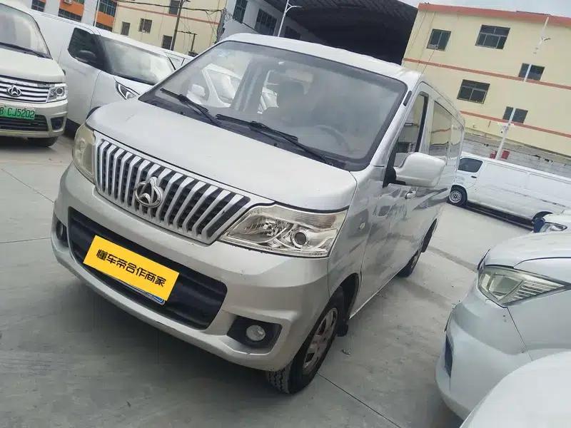 Ruixing M80 2019 Model 1.5L Basic 4-Seat Single Oven Air Conditioning National VI Flat Top Rear Hatchback DAM15KR — миниатюра 1