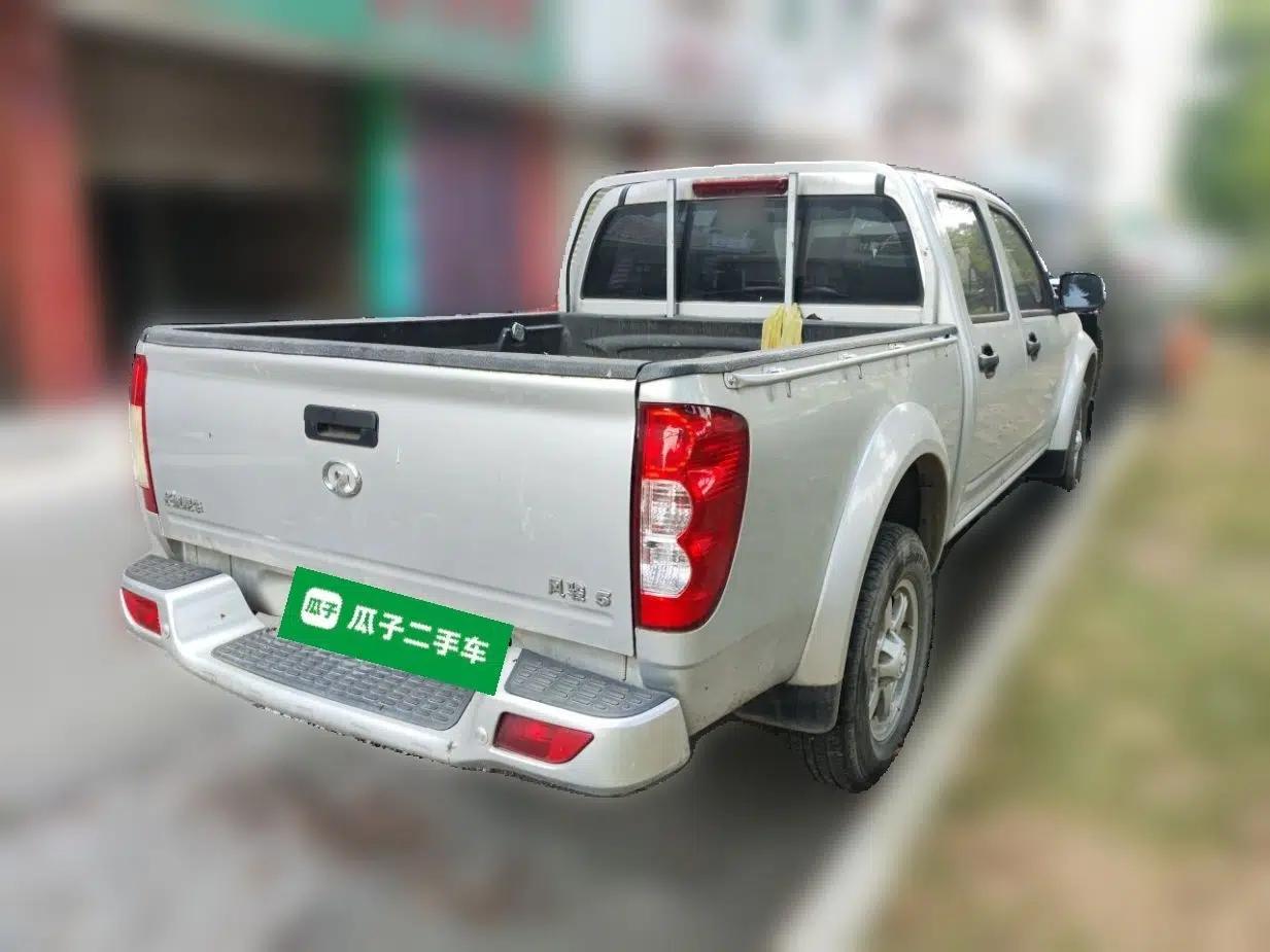 Great Wall Wingle 5 2021 2.0T Diesel Two-Wheel Drive Elite Version Big Double Cab China VI Standard GW4D20M — миниатюра 6