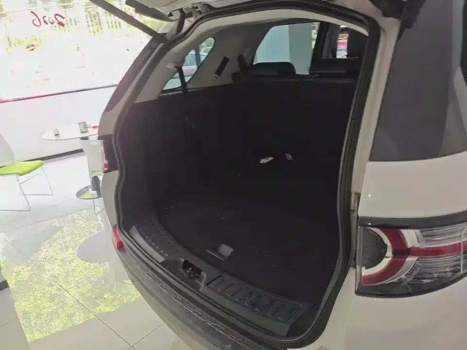 Discovery Sport 2017 2.0T HSE — миниатюра 8