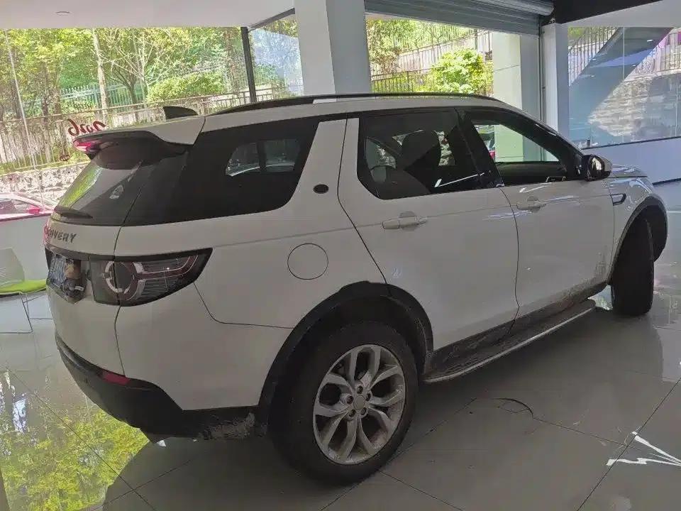 Discovery Sport 2017 2.0T HSE — миниатюра 9