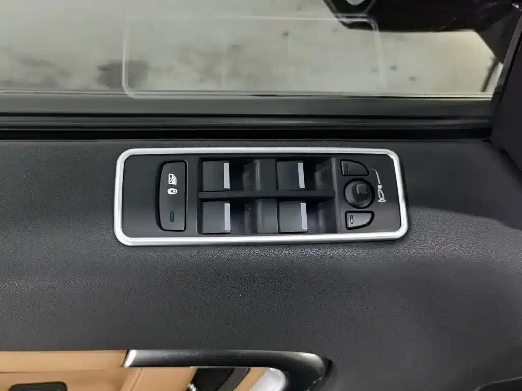 Discovery Sport 2018 240PS HSE Luxury Edition — миниатюра 9