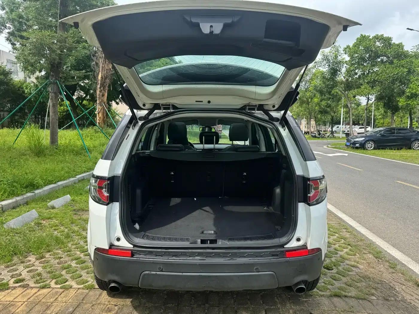 Discovery Sport 2017 2.0T Pure — миниатюра 17