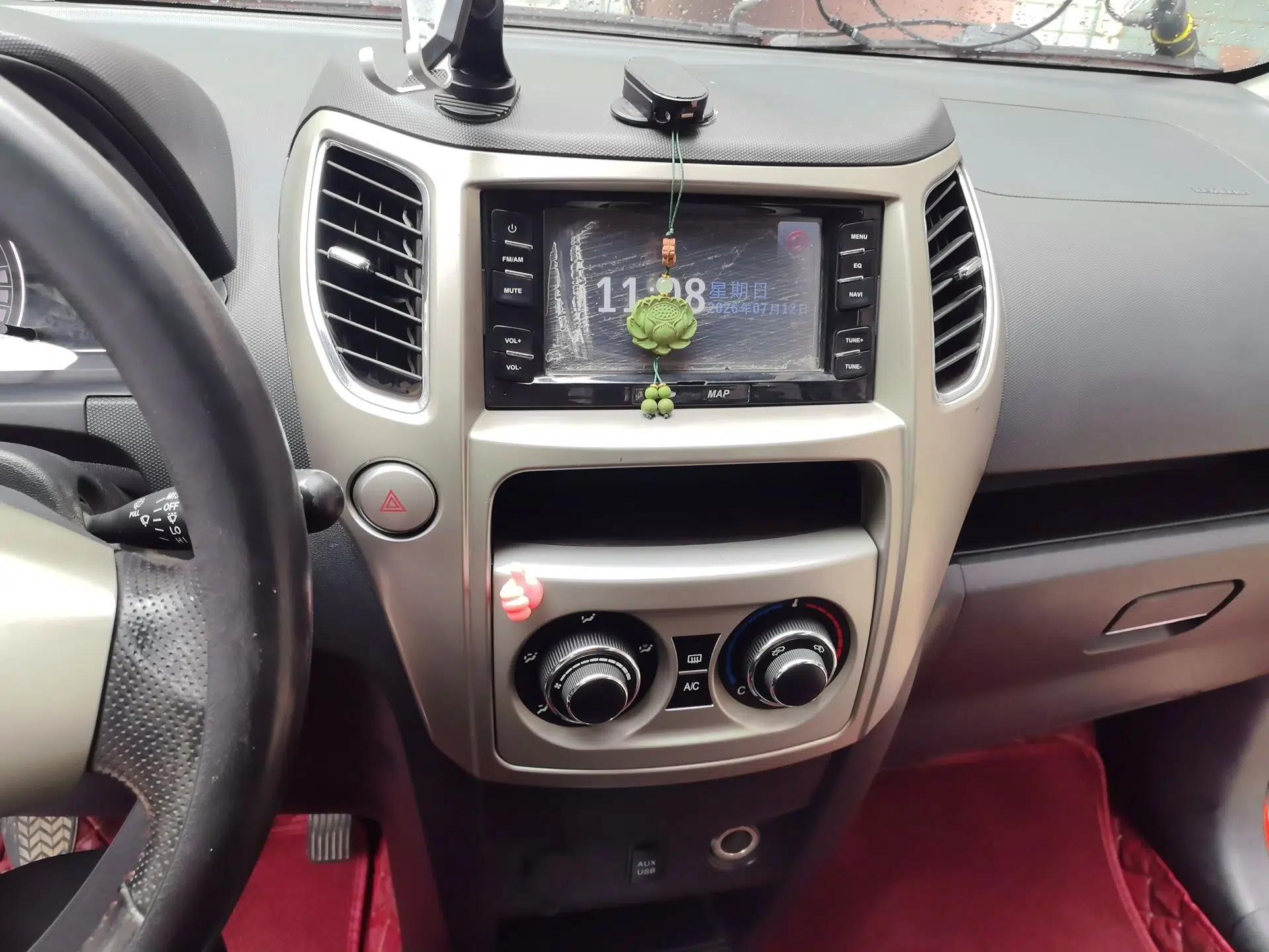 Great Wall M4 2012 1.5L Manual Luxury Version — миниатюра 13