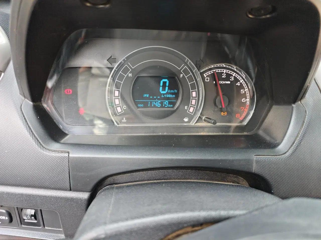 Great Wall M4 2012 1.5L Manual Comfort Version — миниатюра 12