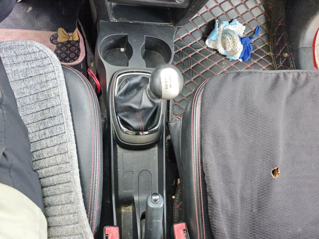 Great Wall M4 2012 1.5L Manual Comfort Version — миниатюра 14